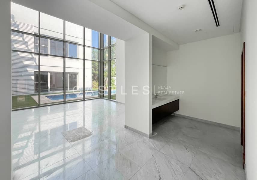 Contemporary Style | Ready To Move In | Villa For Rent - Image 20