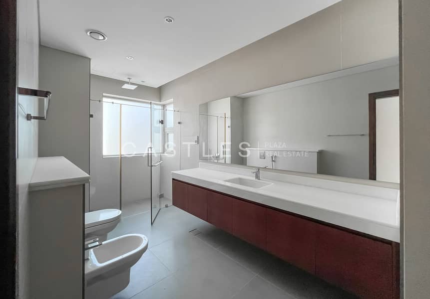 Contemporary Style | Ready To Move In | Villa For Rent - Image 22