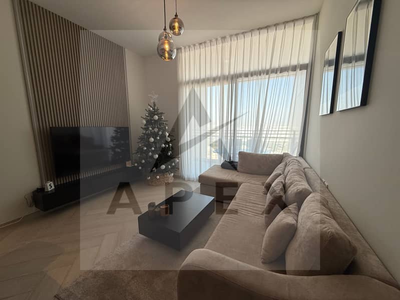 Fully Furnished With Downtown Views | up to 12 Cheques! - Image 11