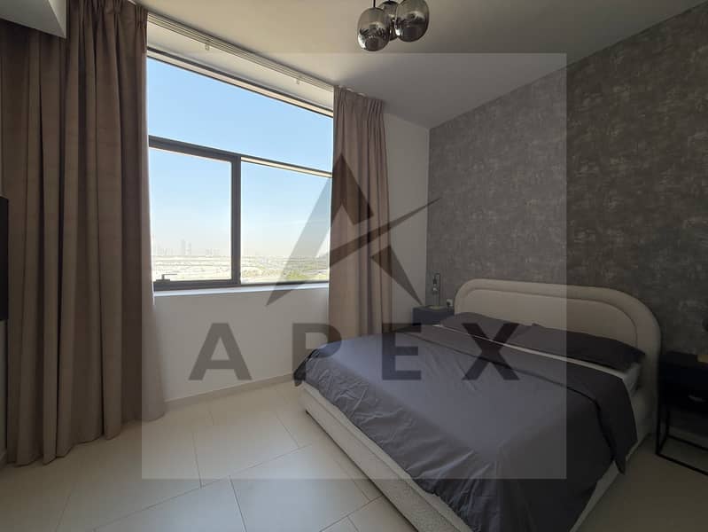 Fully Furnished With Downtown Views | up to 12 Cheques! - Image 13