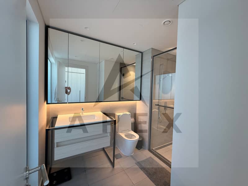 Fully Furnished With Downtown Views | up to 12 Cheques! - Image 16