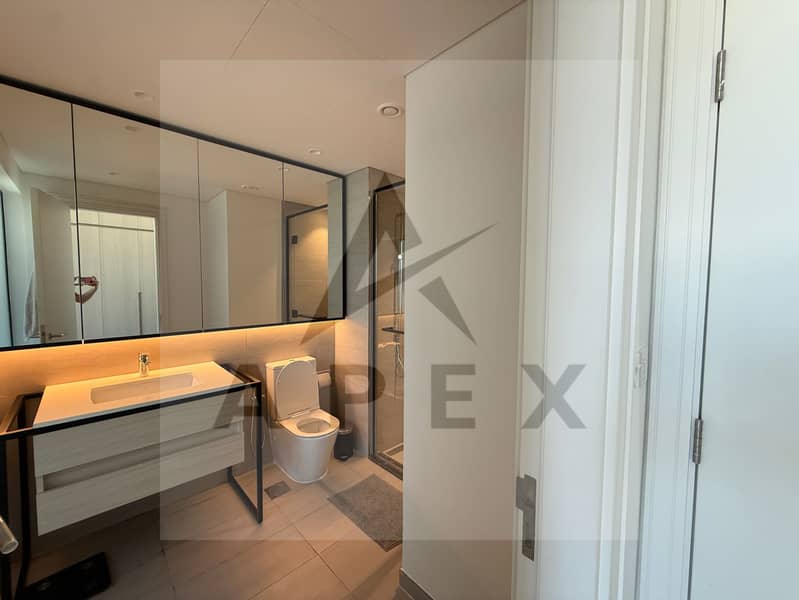 Fully Furnished With Downtown Views | up to 12 Cheques! - Image 20