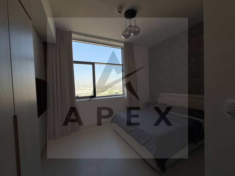 Fully Furnished With Downtown Views | up to 12 Cheques! - Image 24