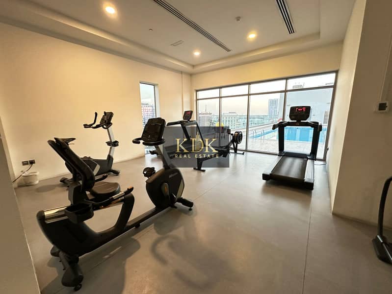 Community View | Prime Location | Spacious Unit - Image 12