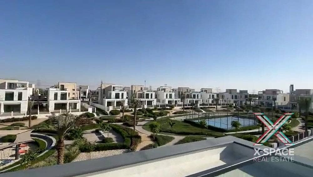 Villa Behind Central Park and Ready to Move In - Image 21