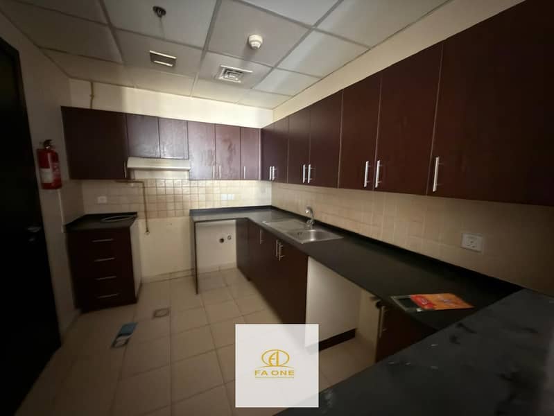 Spacious 2 Bedroom + Maid Apartment for Rent | Autumn 1, Seasons Community - Image 11