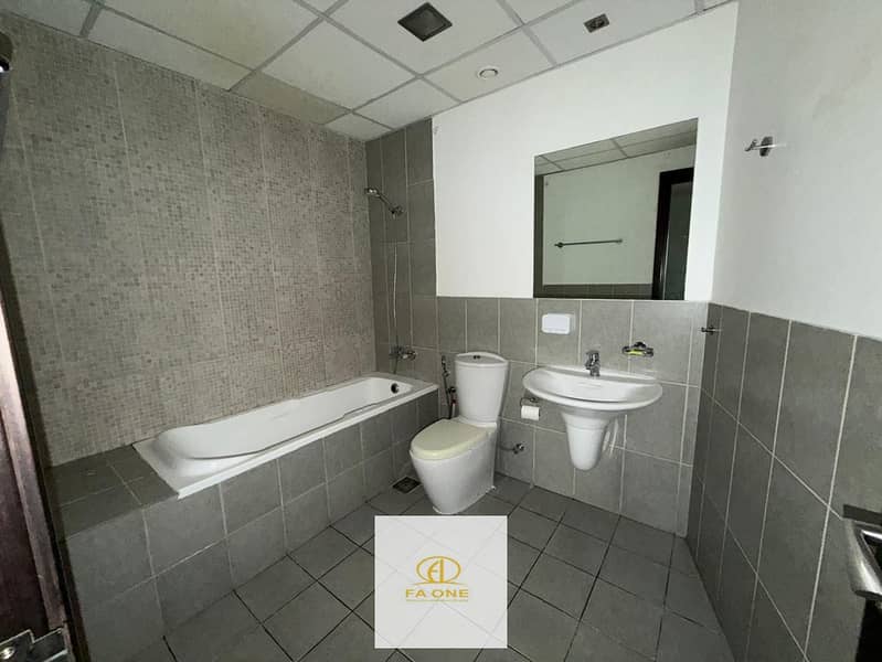 Spacious 2 Bedroom + Maid Apartment for Rent | Autumn 1, Seasons Community - Image 14