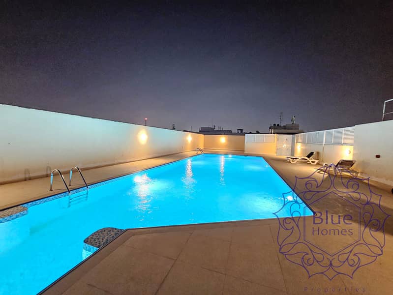 Family living ! 3BR + laundry room Huge hall & room near to oud metha merto station - Image 15