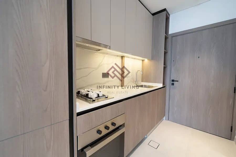 Spacious Unfurnished 1-Bedroom | Arjan