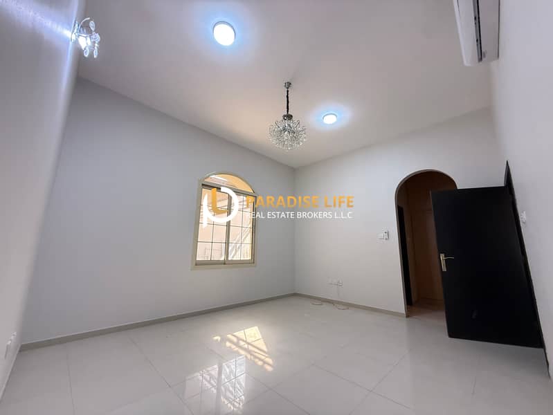 SINGLE STORY-4 BEDROOM PLUS MAIDS -CORNER VILLA AVAILABLE FOR RENT - Image 7