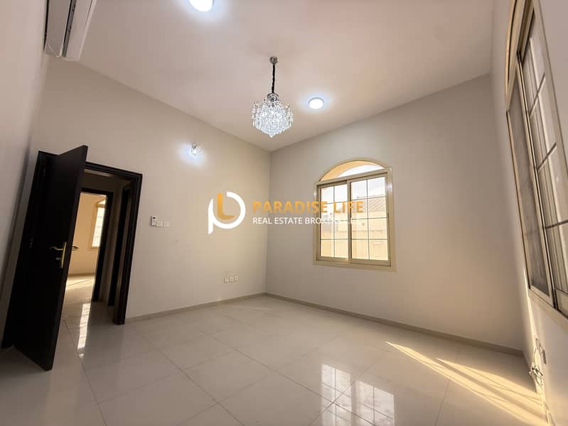 SINGLE STORY-4 BEDROOM PLUS MAIDS -CORNER VILLA AVAILABLE FOR RENT - Image 8