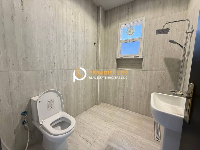 SINGLE STORY-4 BEDROOM PLUS MAIDS -CORNER VILLA AVAILABLE FOR RENT - Image 15