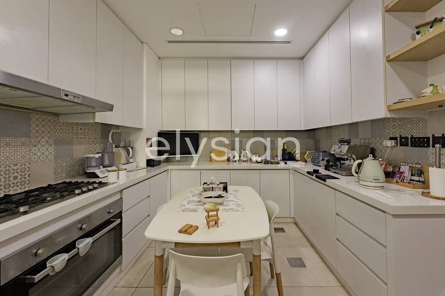 Golf Course View | Extended Living Area - Image 6