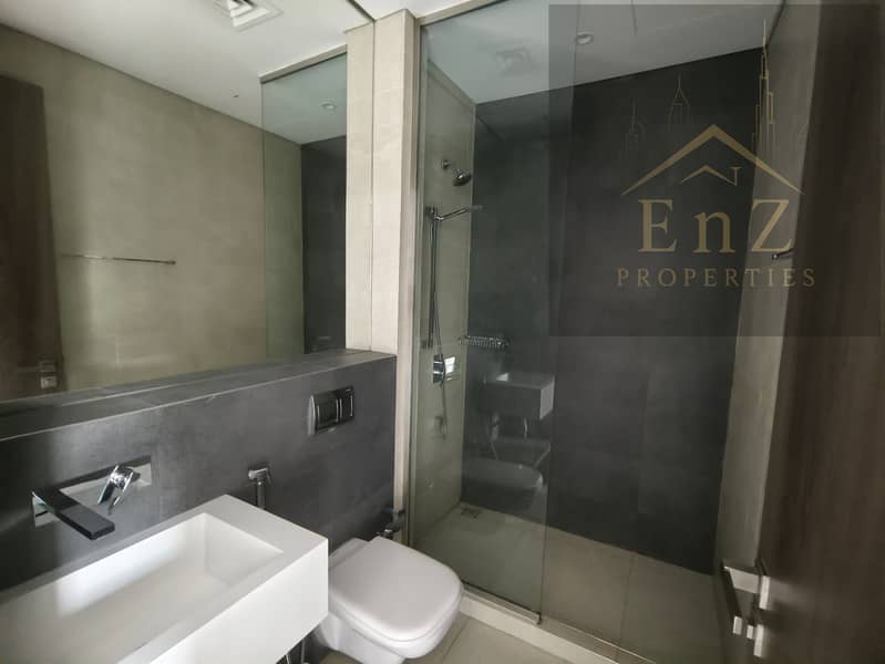 SPACIOUS FULLY FURNISHED 2 Bedroom With 3 Bath | VACANT | HIgh Floor - Image 10