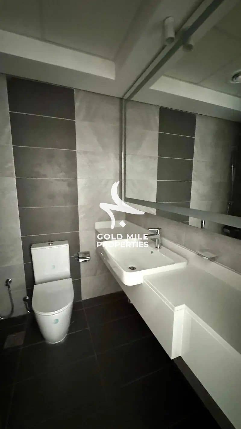 American Design 1BR Wooden Theme Family Oriented All Facilities