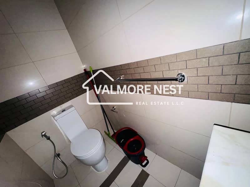 Versatile space with premium amenity I Marina view I High floor I Best deal - Image 28