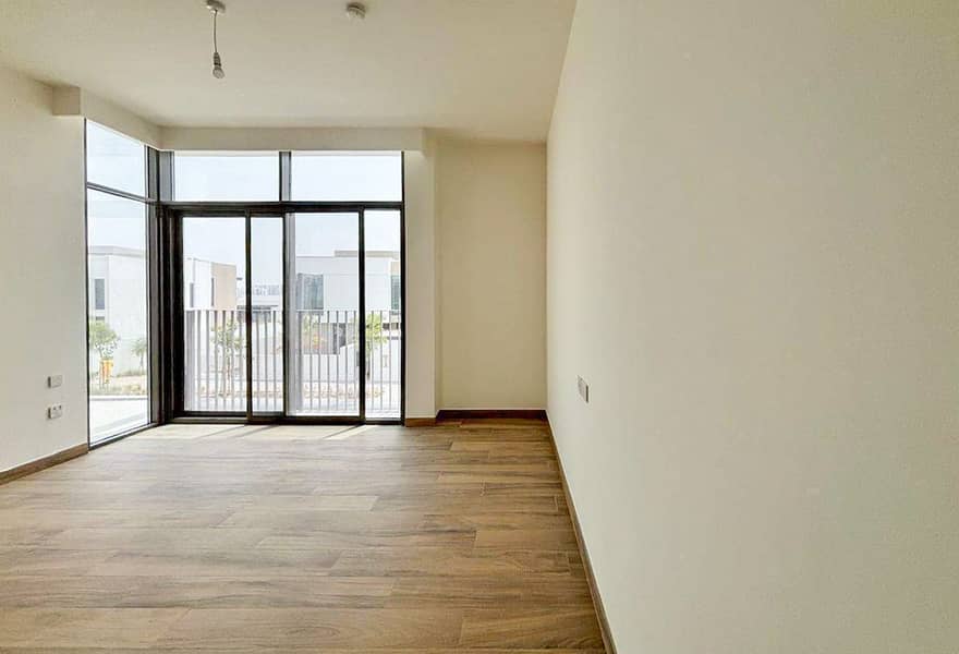 Large Plot | Maids Room | Brand New - Image 7