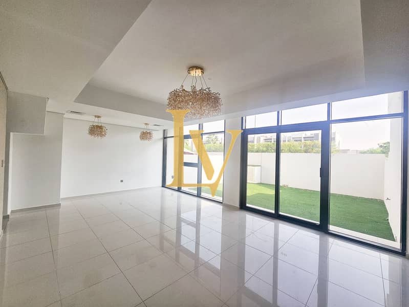 R2M | | Middle | Specious | Rented With Notice