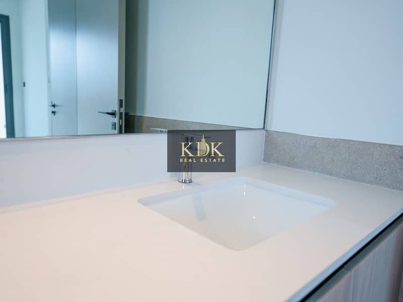 Park view | 4Br+Maid | Prime Location - Image 10