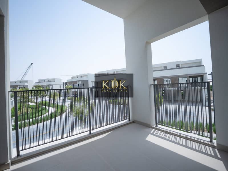 Park view | 4Br+Maid | Prime Location - Image 13