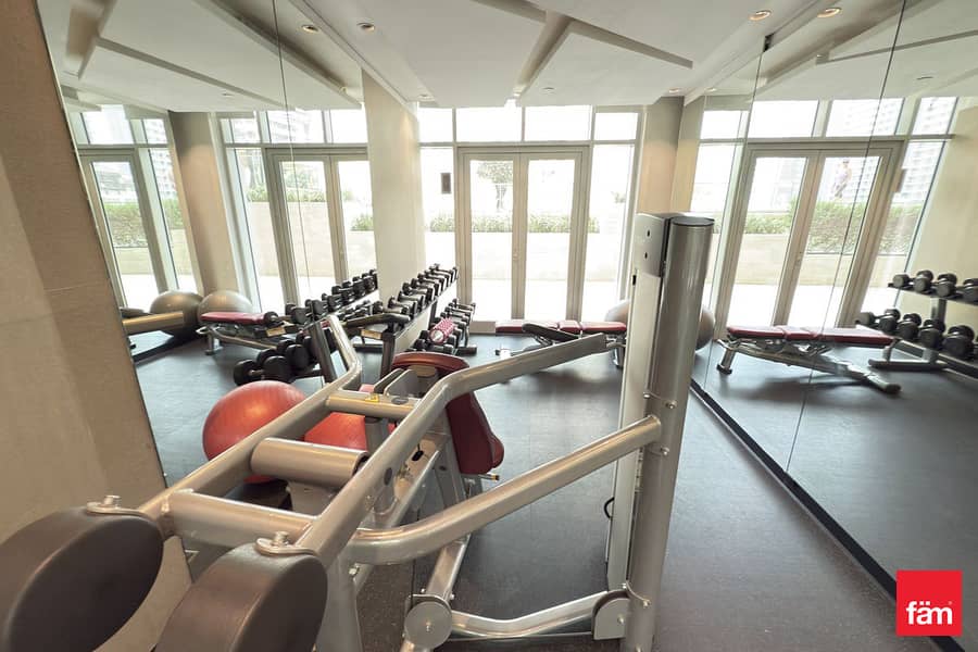 Furnished | Spacious Apartment | Pool View - Image 8