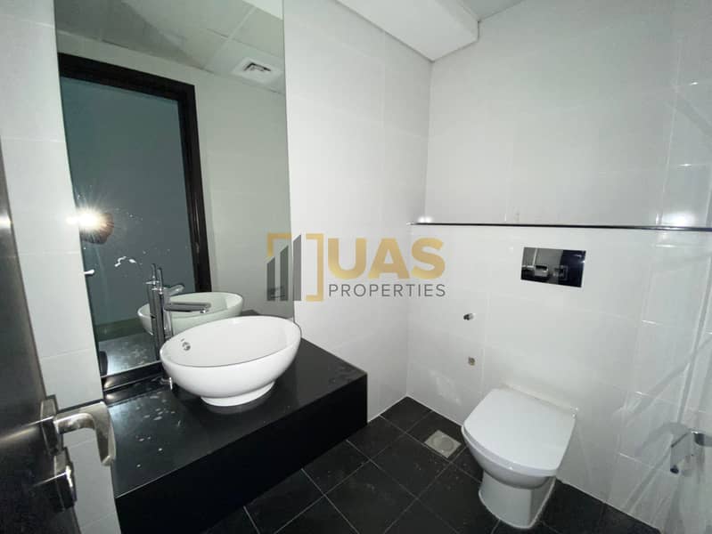 Huge Layout | Best Price | Near Metro - Image 8