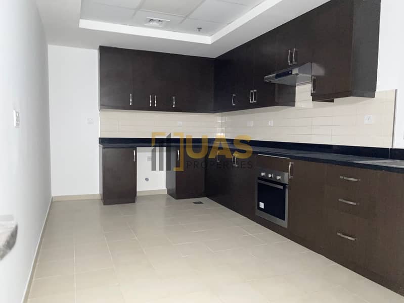 Huge Layout | Best Price | Near Metro - Image 10