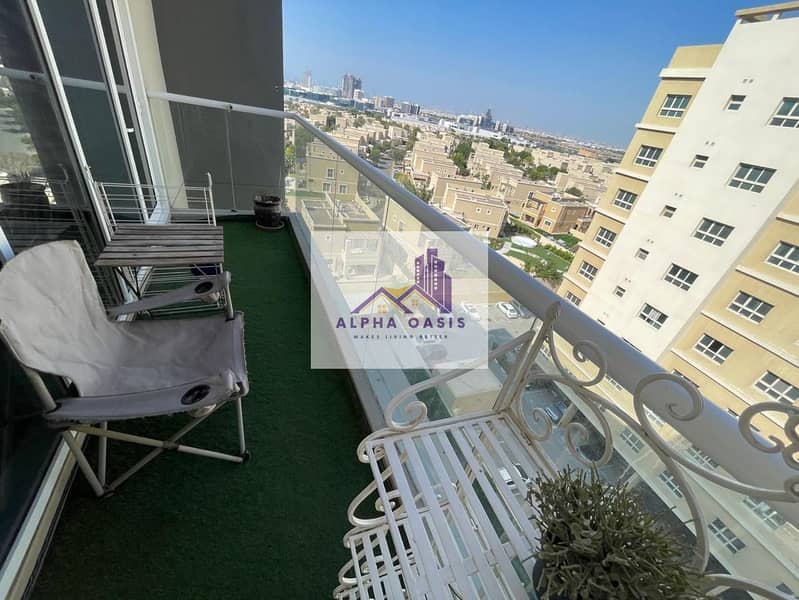 Fully Furnished/ Ready to Move/ Luxurious - Image 24