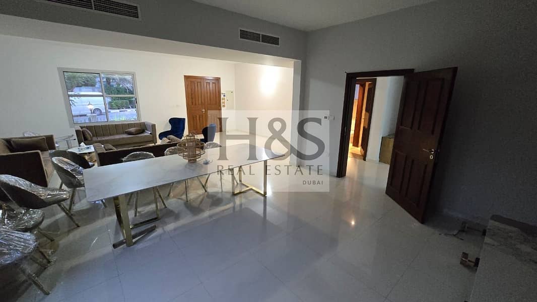 LUXURY 5BED + MAID VILLA | HUGE LAYOUT |PRIME AREA