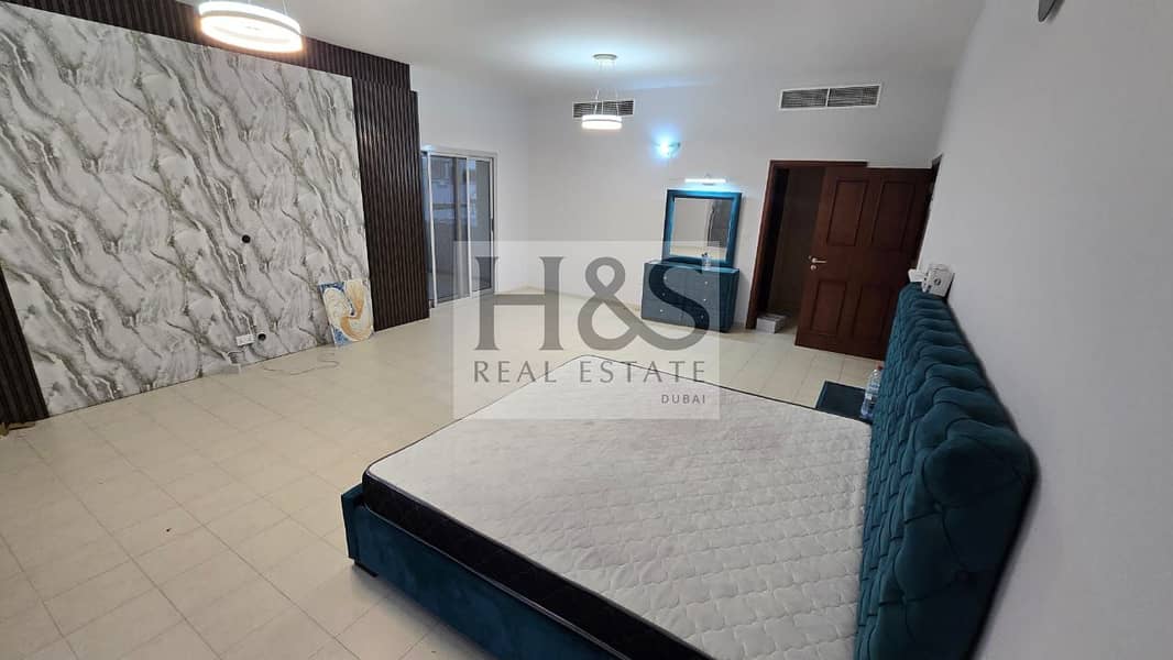 LUXURY 5BED + MAID VILLA | HUGE LAYOUT |PRIME AREA - Image 11