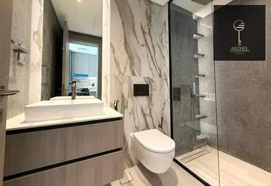 MODERN | STUDIO | POOL VIEW - Image 8