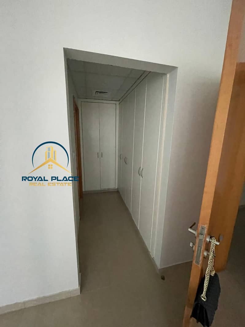 Sea View | Negotiable price | 3BHK+Maid Room - Image 6