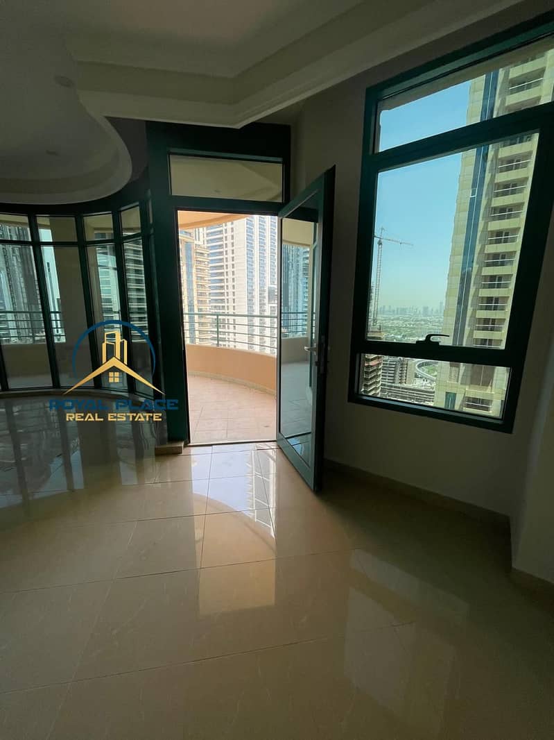 Sea View | Negotiable price | 3BHK+Maid Room - Image 10