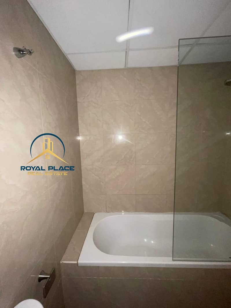 Sea View | Negotiable price | 3BHK+Maid Room - Image 14