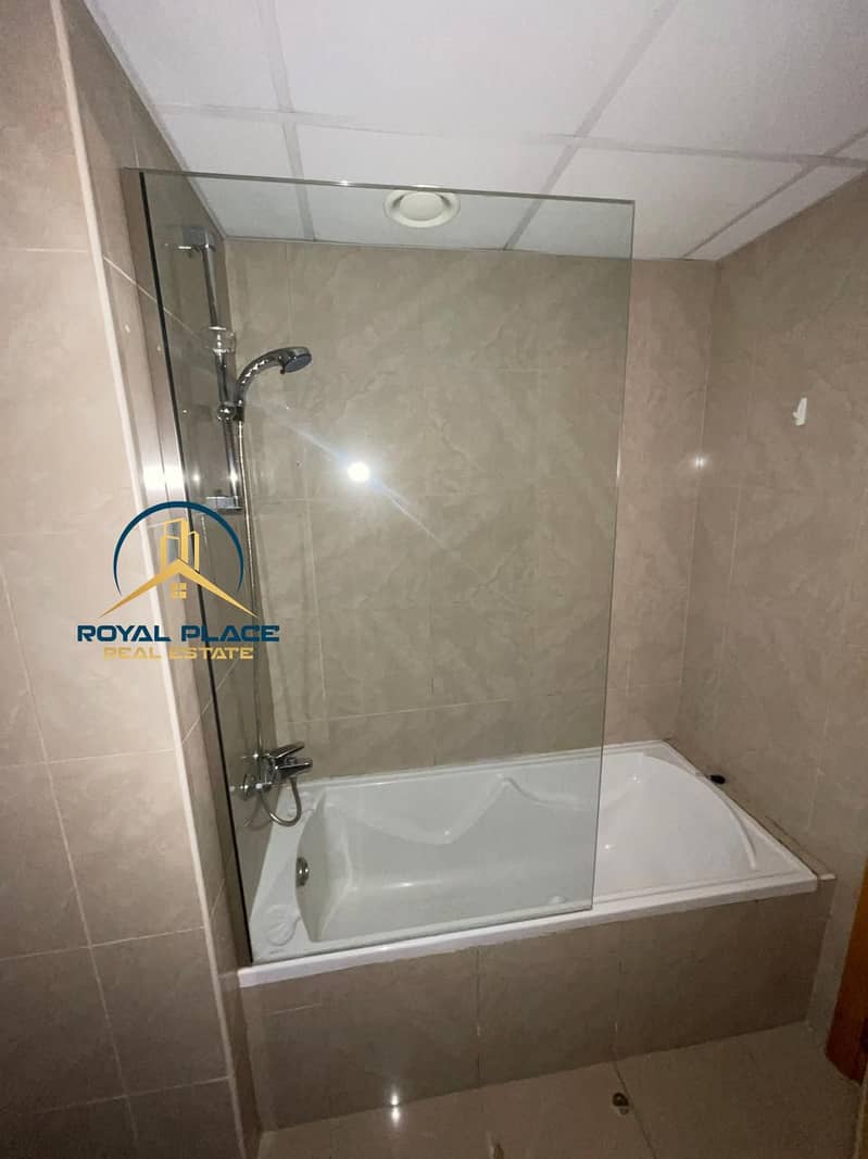 Sea View | Negotiable price | 3BHK+Maid Room - Image 16