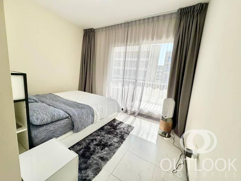 Urgent Sale | Furnished + Vacant | Pool View