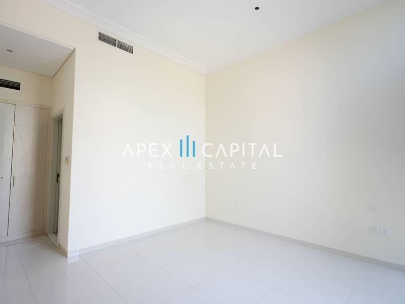 Elegant 3BR Townhouse | Golf Community | Exclusive Location - Image 36