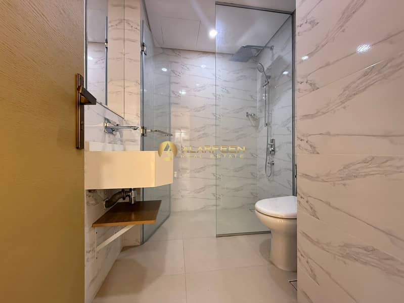 Corner Unit | Vacant | Near to exit - Image 9