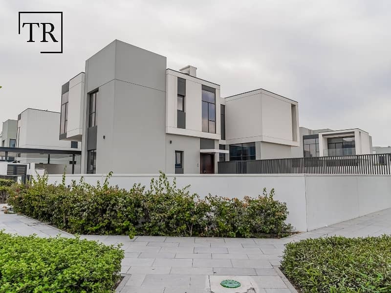 Single Row | Corner | Maids Ensuite | Spacious