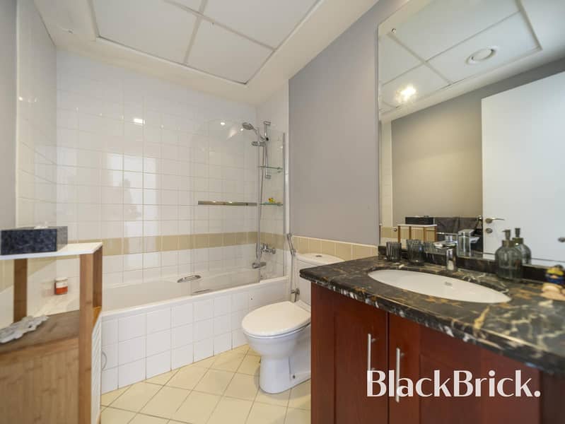 Exclusive Villa | Private Pool | Gym - Image 14