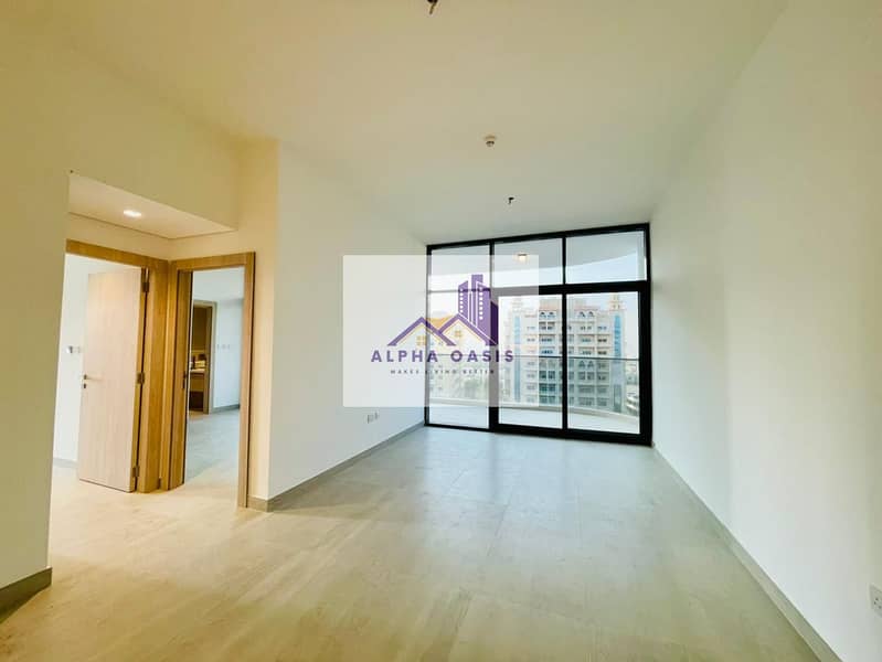 Brand New/ Ready to Move/ Fitted Kitchen/ Double Balcony