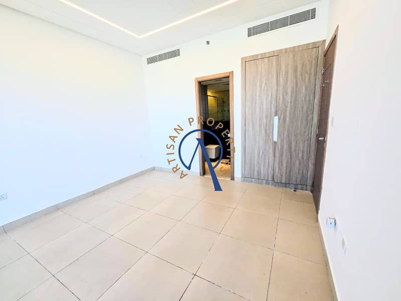 SPACIOUS 1BHK | POOL VIEW | READY TO MOVE