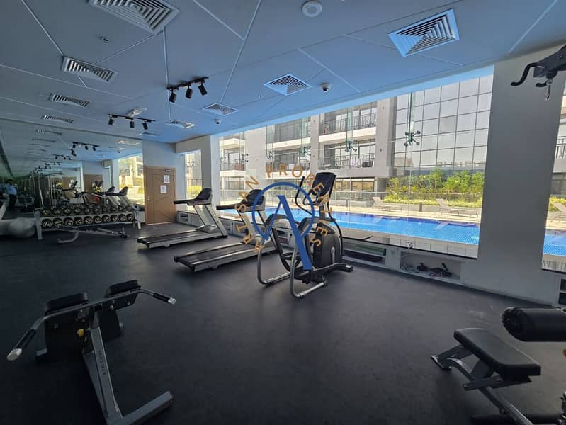 SPACIOUS 1BHK | POOL VIEW | READY TO MOVE - Image 15