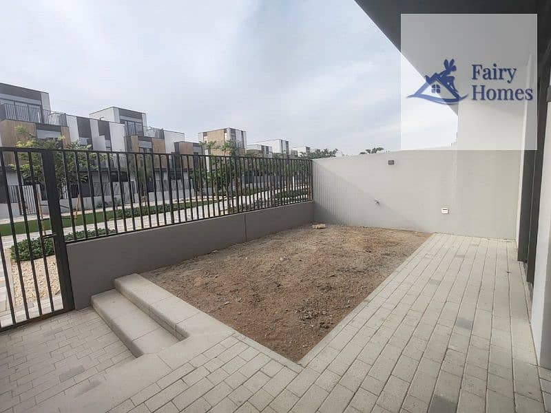 Modren Unfurnished 3 Beds Villa For Rent In Mudon - Image 9