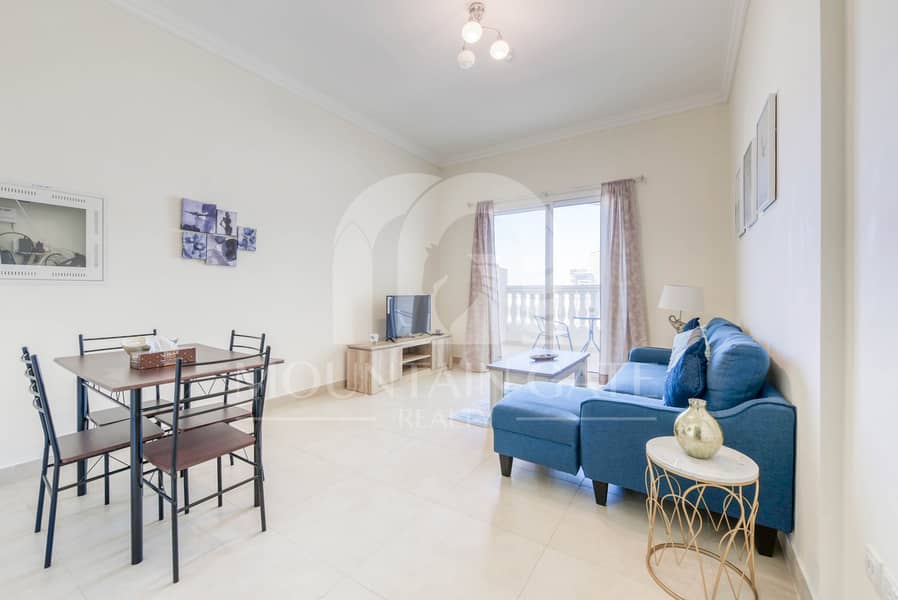 Vacant Soon | Spacious with Community View