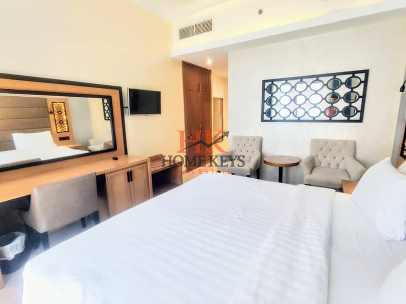 Premium Studio for Rent || Free Chillers Gas Wifi Parking & Cleaning || Nearest Metro