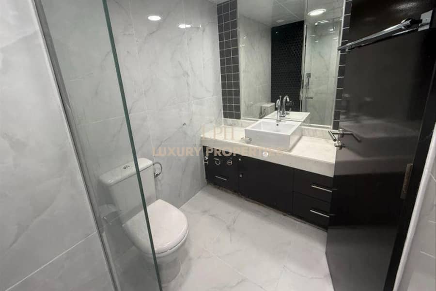 Spacious | 1 Bed + Study | Vacant - Image 13