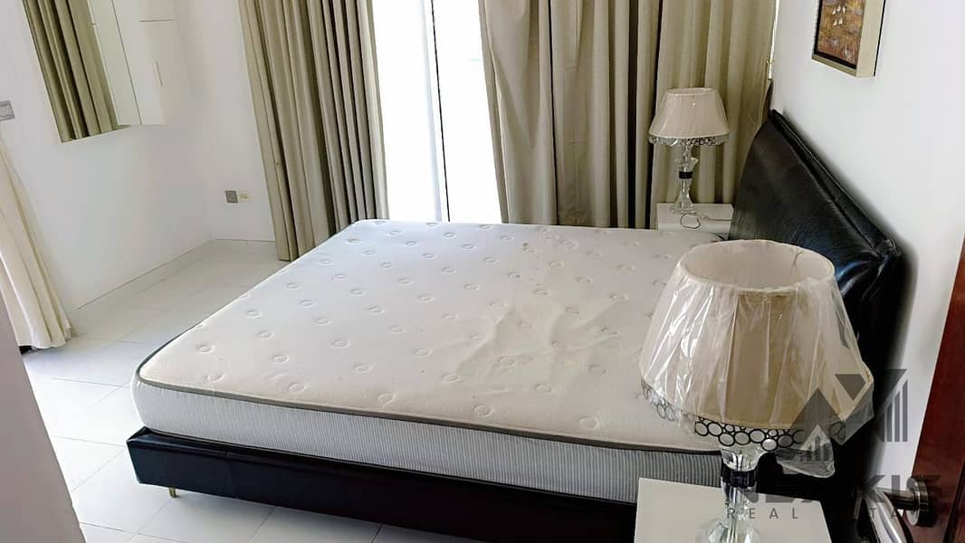 Fully Furnished – Spacious Layout- Near Metro