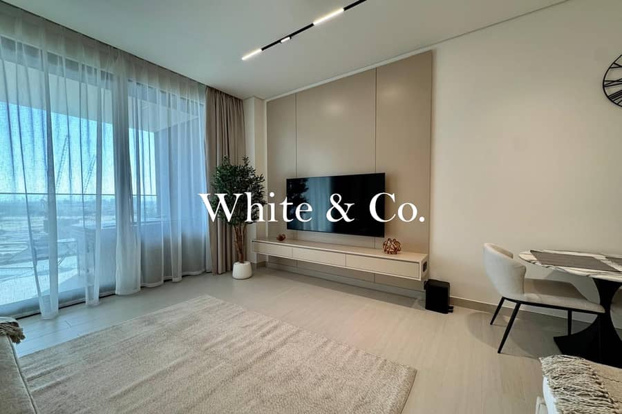 Luxury | Upgraded Studio | Canal Views