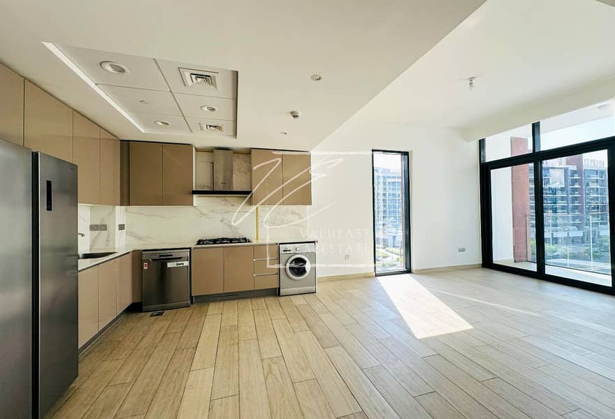 3 Bedroom | Resale | Corner Unit | Prime Location